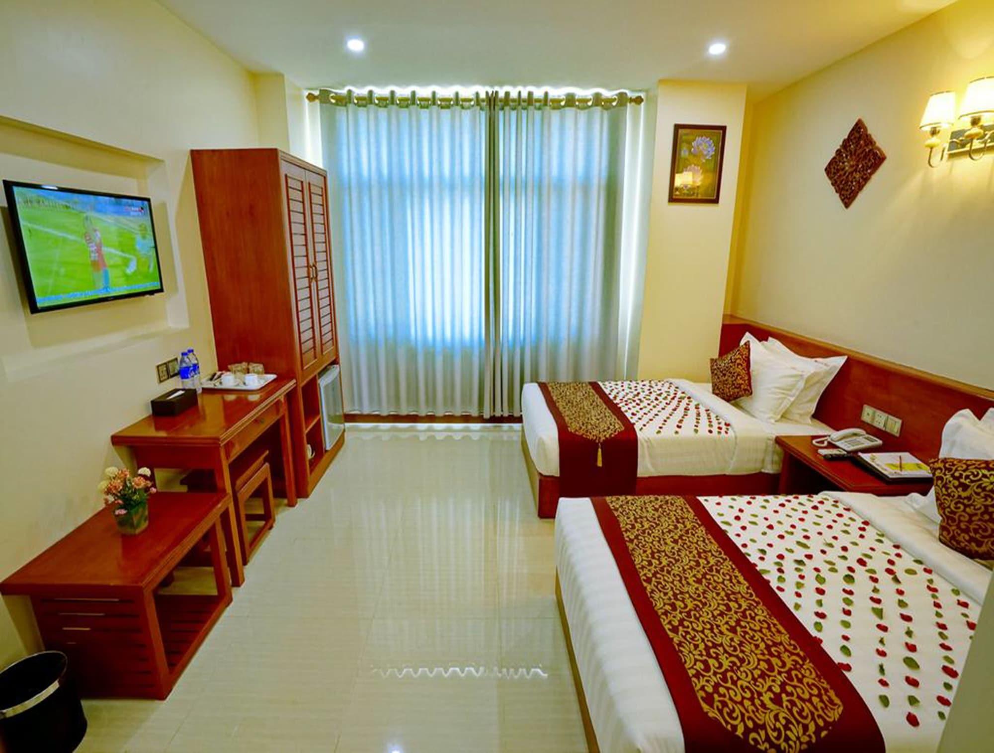 King Park Hotel Mandalay Exterior photo
