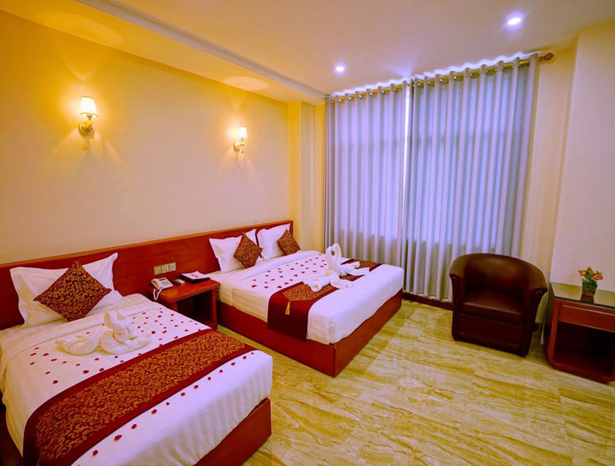 King Park Hotel Mandalay Exterior photo