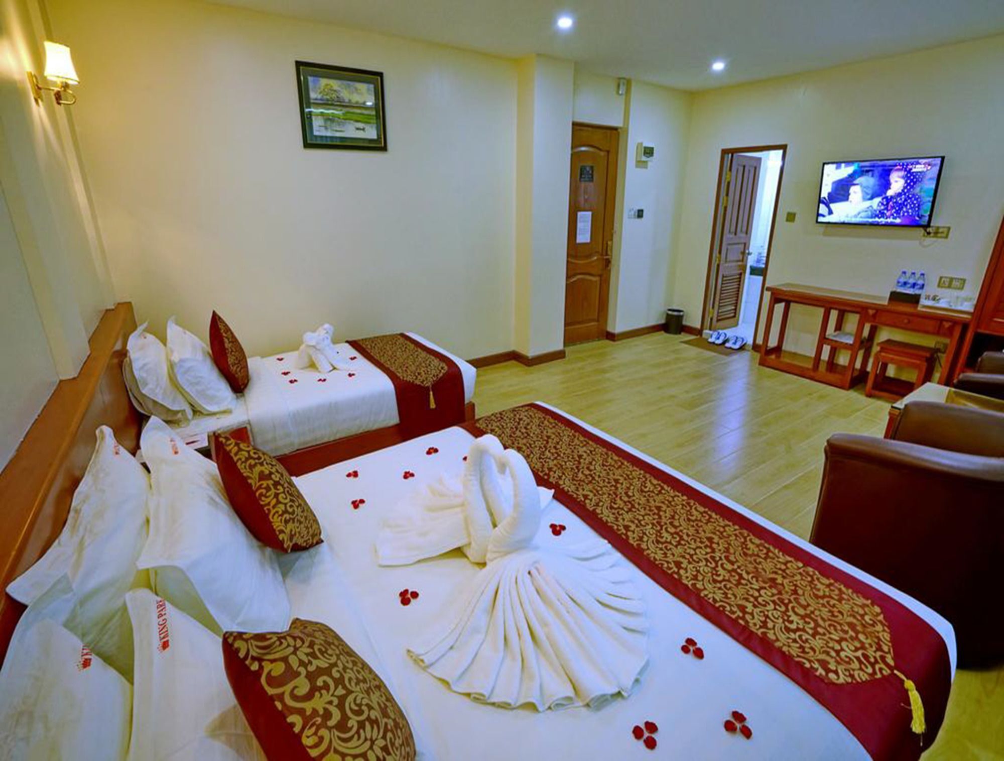 King Park Hotel Mandalay Exterior photo